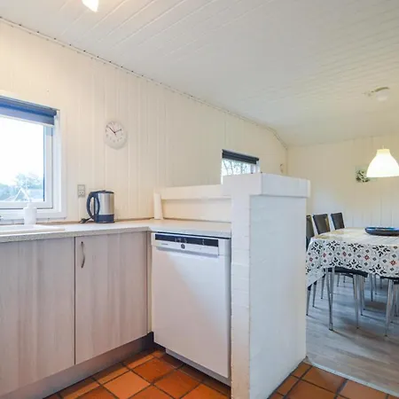 3 Bedroom Beach Front Home In Romo Bolilmark